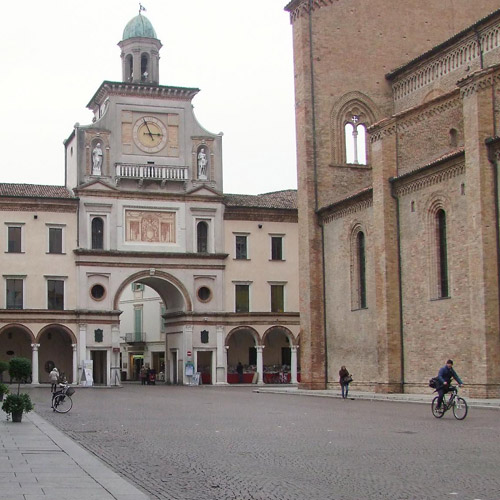 Piazza Duomo – Spazio “Zaninelli”