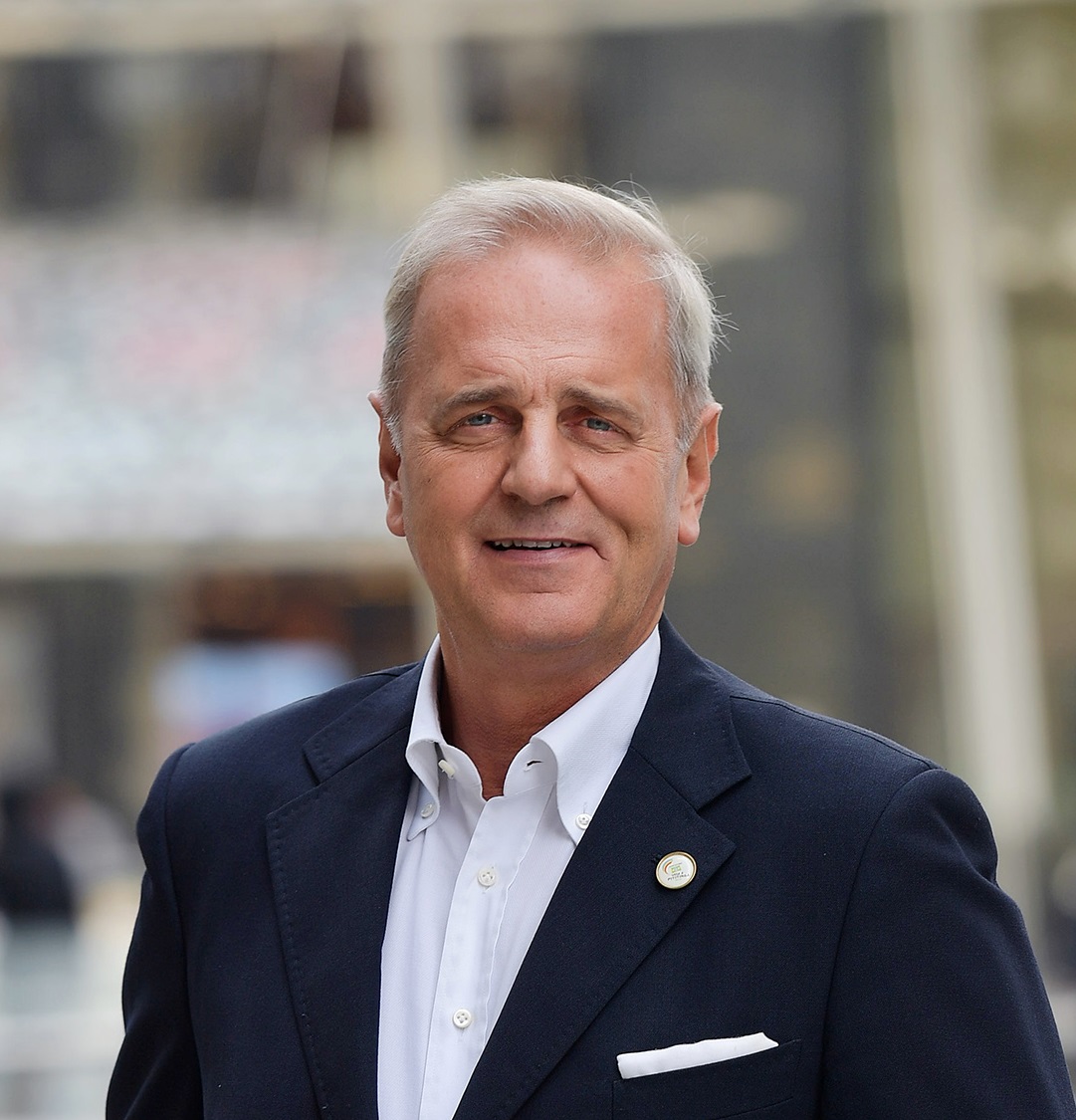 Enrico Bertolino